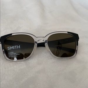 SMITH POLARIZED FOUNDER CRYSTAL BLACK SUNGLASSES